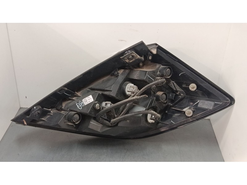 Recambio de piloto trasero izquierdo para honda civic x hatchback (fc_, fk_) 1.0 vtec referencia OEM IAM 33550TGGA02  