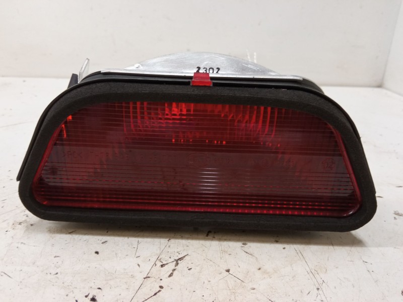 Recambio de luz central de freno para mercedes-benz clase m (w163) ml 320 (163.154) referencia OEM IAM A1638200156 963126 