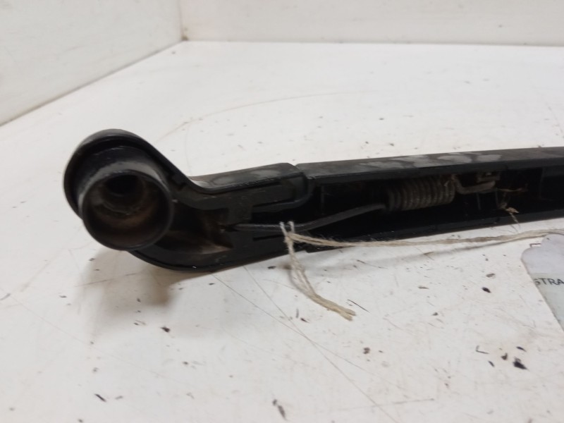 Recambio de brazo limpia trasero para opel astra g station wagon (t98) 1.6 16v (f35) referencia OEM IAM   