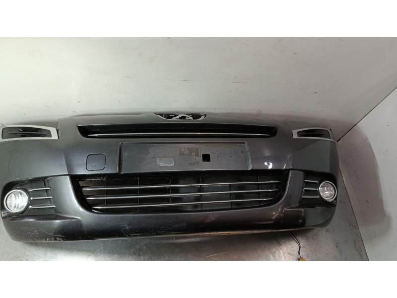 Recambio de paragolpes delantero para peugeot 5008 (0u_, 0e_) 1.6 hdi referencia OEM IAM 9687444577  