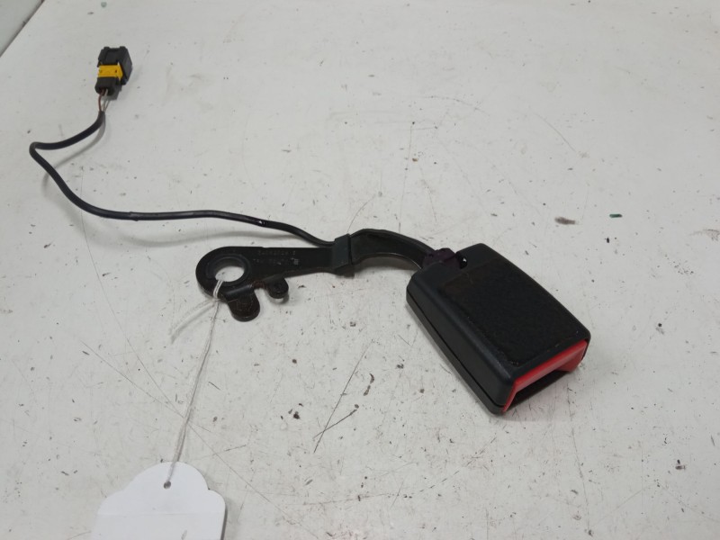 Recambio de anclaje cinturon trasero derecho para peugeot 5008 (0u_, 0e_) 1.6 hdi referencia OEM IAM 9681984480  