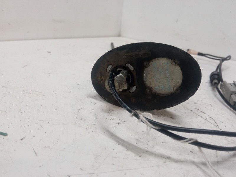 Recambio de base de antena para peugeot 5008 (0u_, 0e_) 1.6 hdi referencia OEM IAM 9664509580  