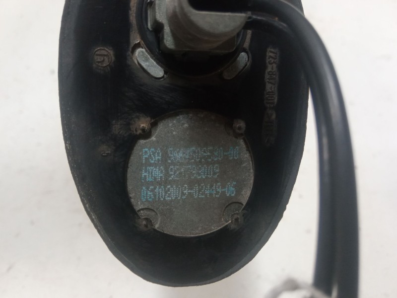 Recambio de base de antena para peugeot 5008 (0u_, 0e_) 1.6 hdi referencia OEM IAM 9664509580  