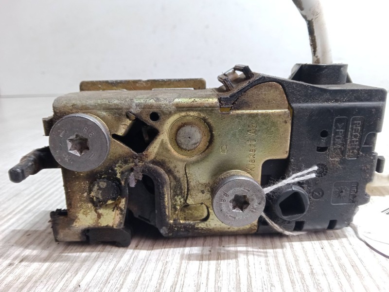 Recambio de cerradura puerta delantera derecha para peugeot 407 (6d_) 2.0 hdi 135 (6drhrh, 6drhre, 6drhrg, 6drhrj) referencia OE