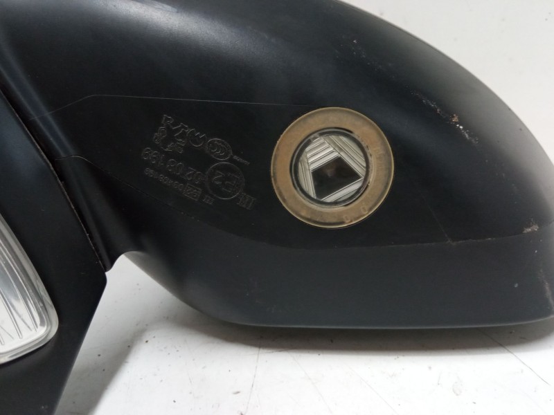 Recambio de retrovisor electrico izquierdo para peugeot 5008 (0u_, 0e_) 1.6 hdi referencia OEM IAM   