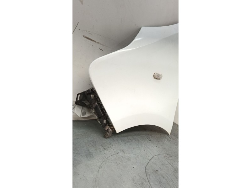 Recambio de aleta delantera izquierda para opel vivaro b autobús (x82) 1.6 cdti (06) referencia OEM IAM 93455812  