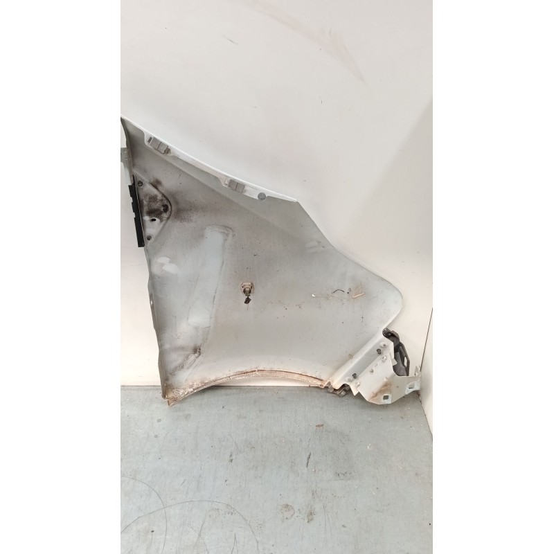 Recambio de aleta delantera izquierda para opel vivaro b autobús (x82) 1.6 cdti (06) referencia OEM IAM 93455812  