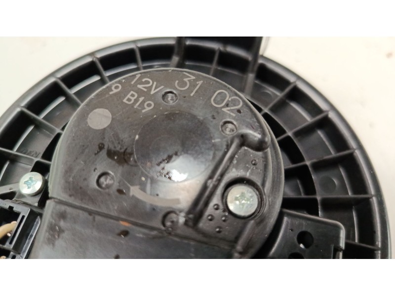 Recambio de motor calefaccion para toyota yaris (_p13_) 1.5 (nsp131_) referencia OEM IAM 871030D220  