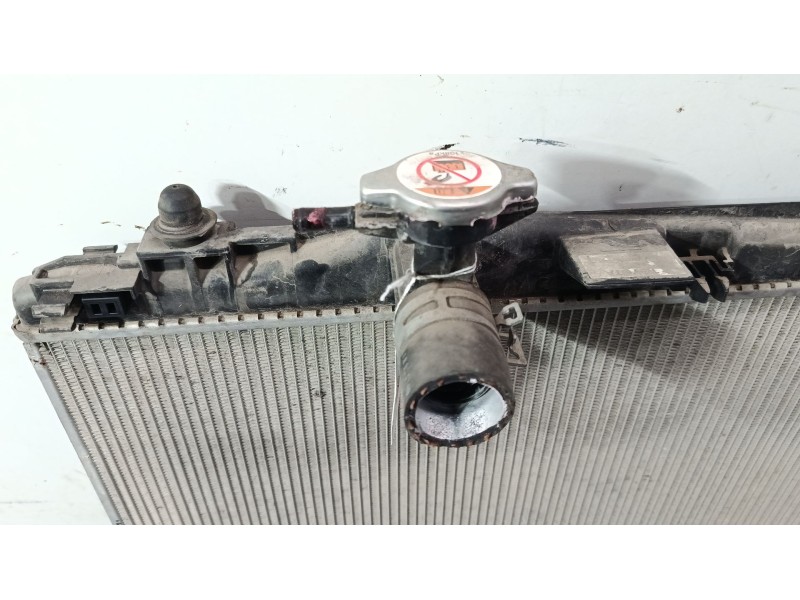 Recambio de radiador agua para toyota yaris (_p13_) 1.5 (nsp131_) referencia OEM IAM 164000Y260  
