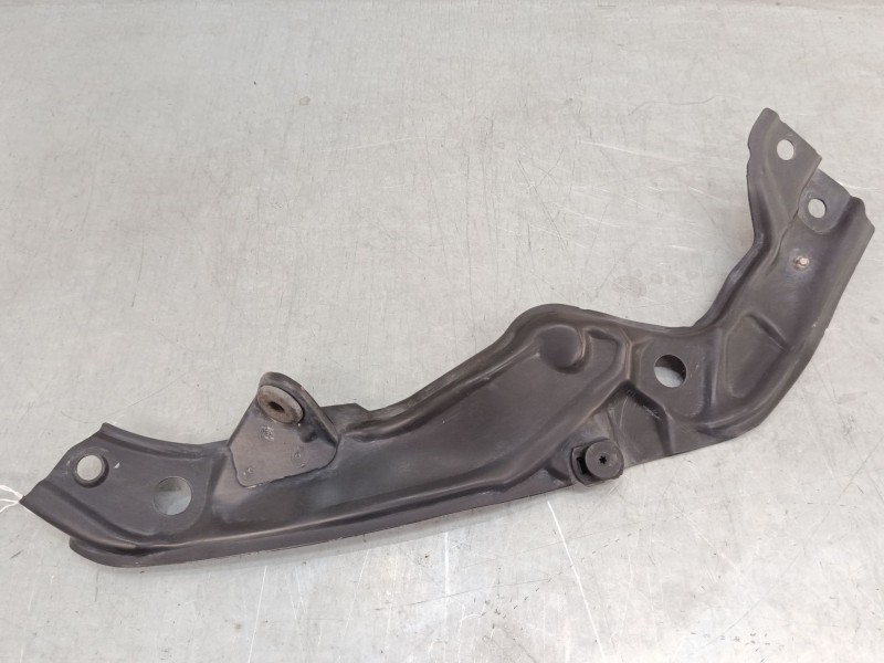 Recambio de alojamiento faro izquierdo para seat ibiza v (kj1, kjg) 1.0 mpi referencia OEM IAM 6F0806929D  