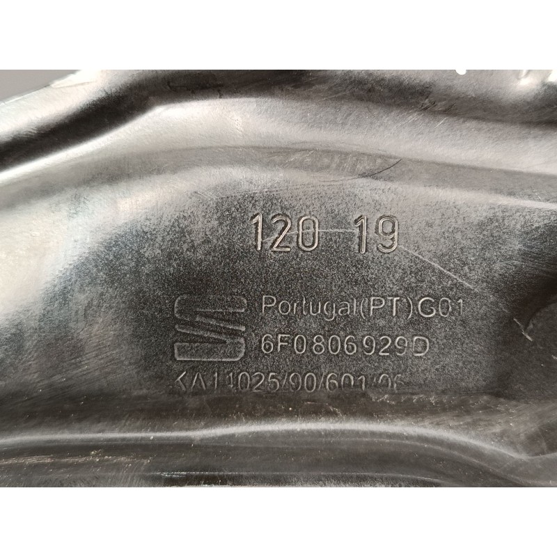 Recambio de alojamiento faro izquierdo para seat ibiza v (kj1, kjg) 1.0 mpi referencia OEM IAM 6F0806929D  