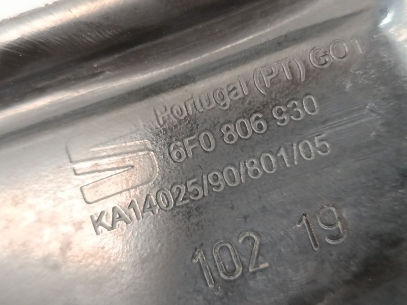 Recambio de alojamiento faro derecho para seat ibiza v (kj1, kjg) 1.0 mpi referencia OEM IAM 6F0806930  