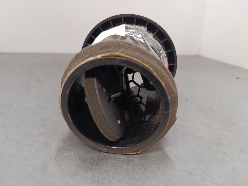 Recambio de aireador derecho para nissan nv200 furgoneta e-nv (me0n) referencia OEM IAM   