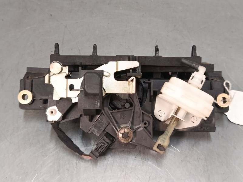 Recambio de maneta exterior porton para audi a3 (8l1) 1.8 referencia OEM IAM 8d9827565a/8 4B0827565B/C  