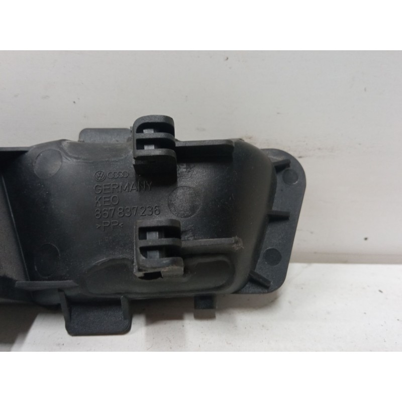 Recambio de maneta interior puerta delantera derecha para volkswagen polo ii (86c, 80) 1.0 cat referencia OEM IAM 867837236  