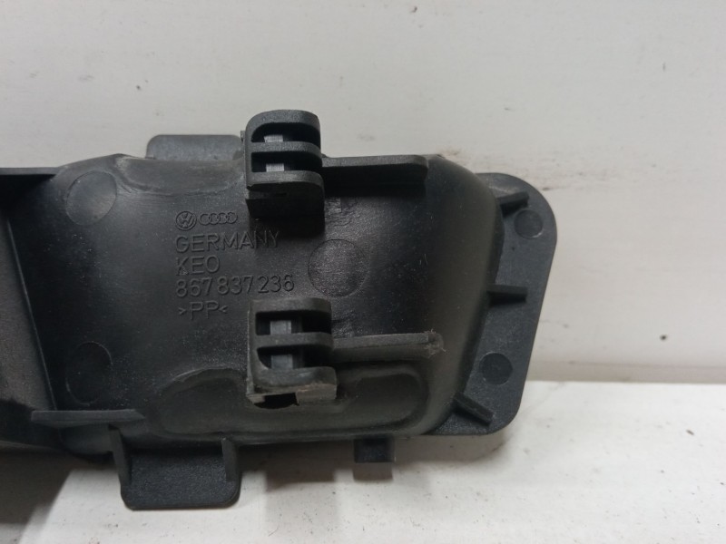 Recambio de maneta interior puerta delantera derecha para volkswagen polo ii (86c, 80) 1.0 cat referencia OEM IAM 867837236  
