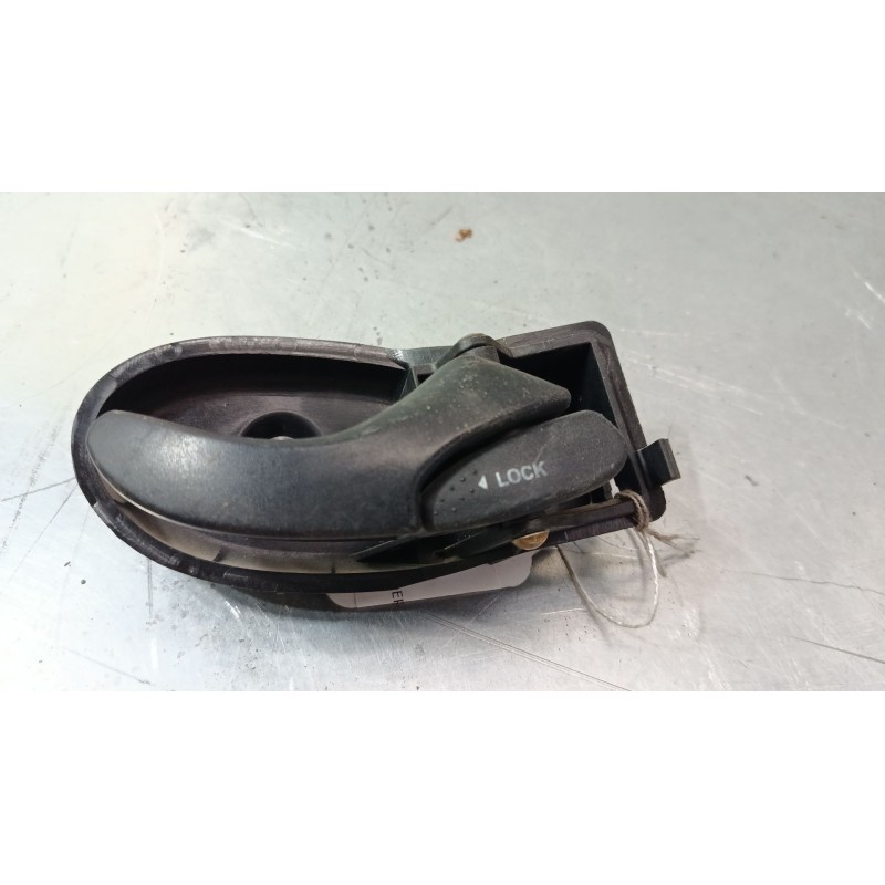 Recambio de maneta interior delantera derecha para ford focus i (daw, dbw) 1.8 turbo di / tddi referencia OEM IAM xs41-a22600-aj