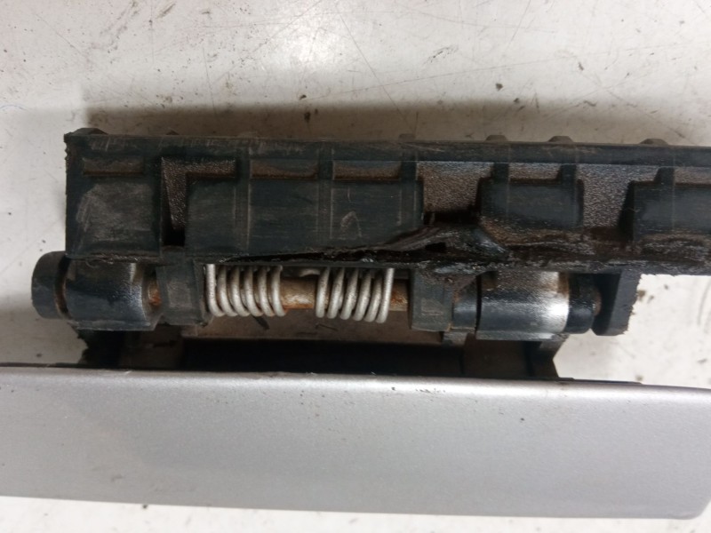 Recambio de maneta exterior puerta delantera izquierda para peugeot 306 hatchback (7a, 7c, n3, n5) 1.8 16v referencia OEM IAM   