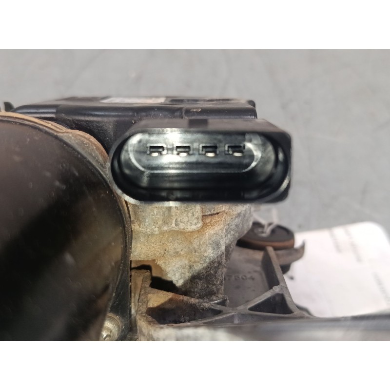 Recambio de motor limpiaparabrisas delantero izquierdo para ford kuga ii (dm2) 1.5 ecoboost 4x4 referencia OEM IAM   
