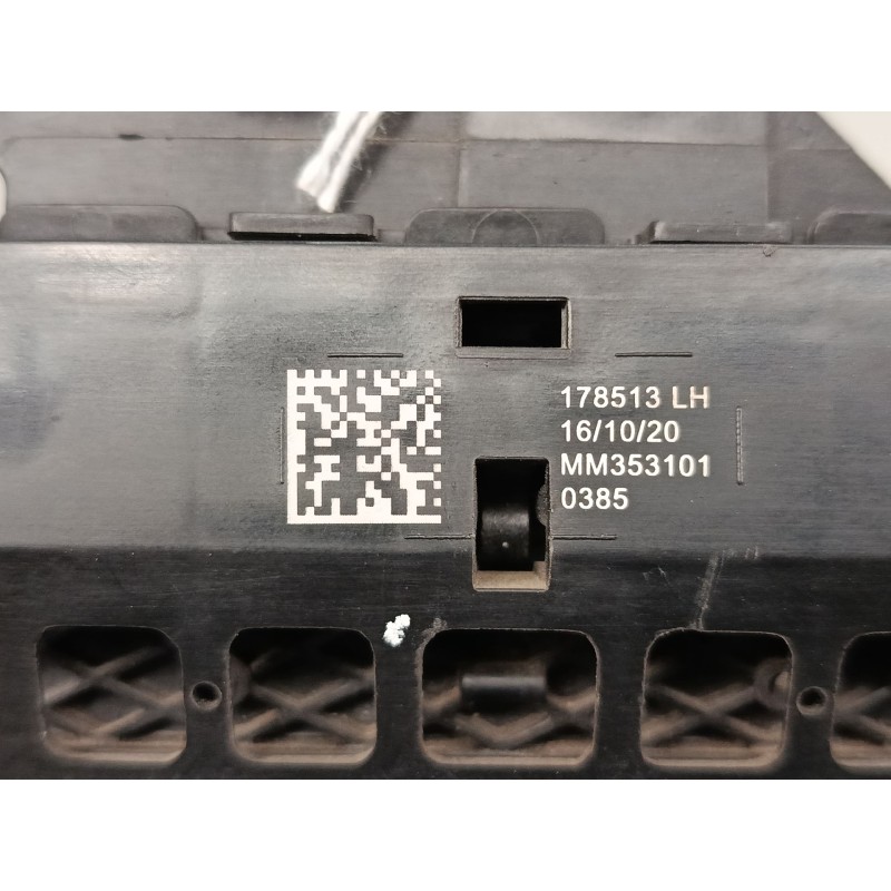 Recambio de maneta exterior delantera izquierda para fiat 500e (332_) elektro 3+1 (fa1) referencia OEM IAM 52138072 735750144 