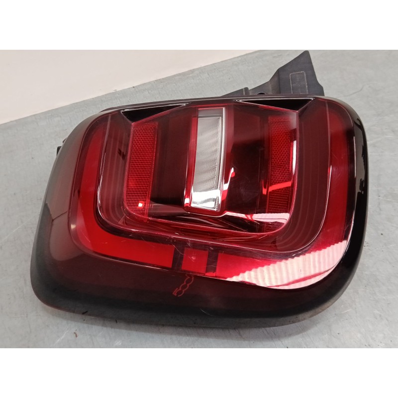 Recambio de piloto led trasero izquierdo para fiat 500e (332_) elektro 3+1 (fa1) referencia OEM IAM 05214040800 52140408 
