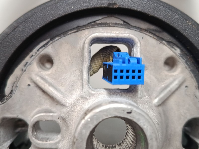 Recambio de volante multifincion para fiat 500e (332_) elektro 3+1 (fa1) referencia OEM IAM 735760419 652705100G 
