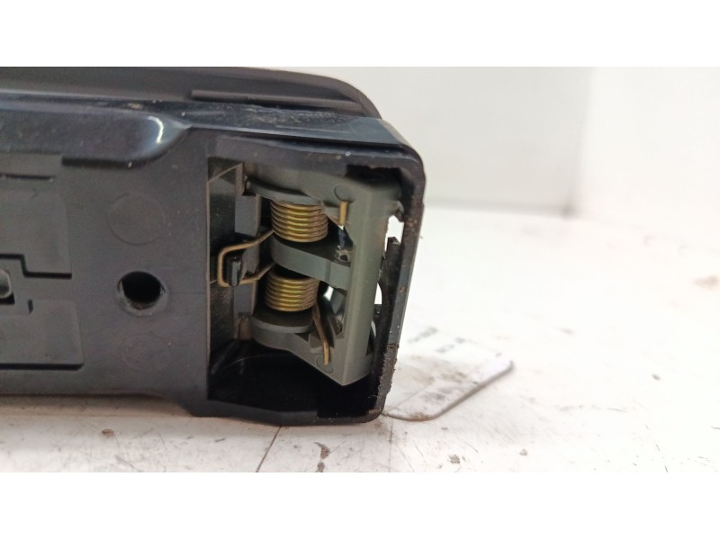 Recambio de maneta interior puerta delantera derecha para nissan micra ii (k11) 1.0 i 16v referencia OEM IAM   