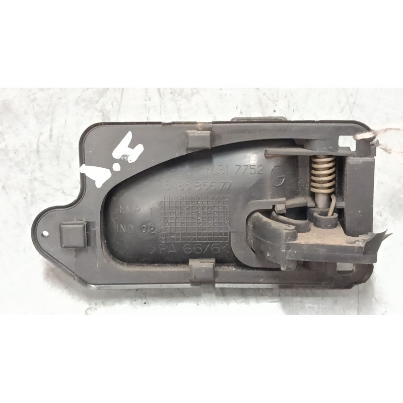 Recambio de maneta interior puerta delantera izquierda para citroën saxo (s0, s1) 1.5 d referencia OEM IAM   