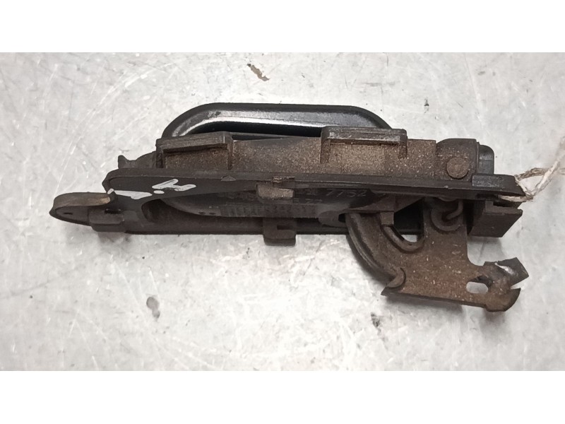 Recambio de maneta interior puerta delantera izquierda para citroën saxo (s0, s1) 1.5 d referencia OEM IAM   