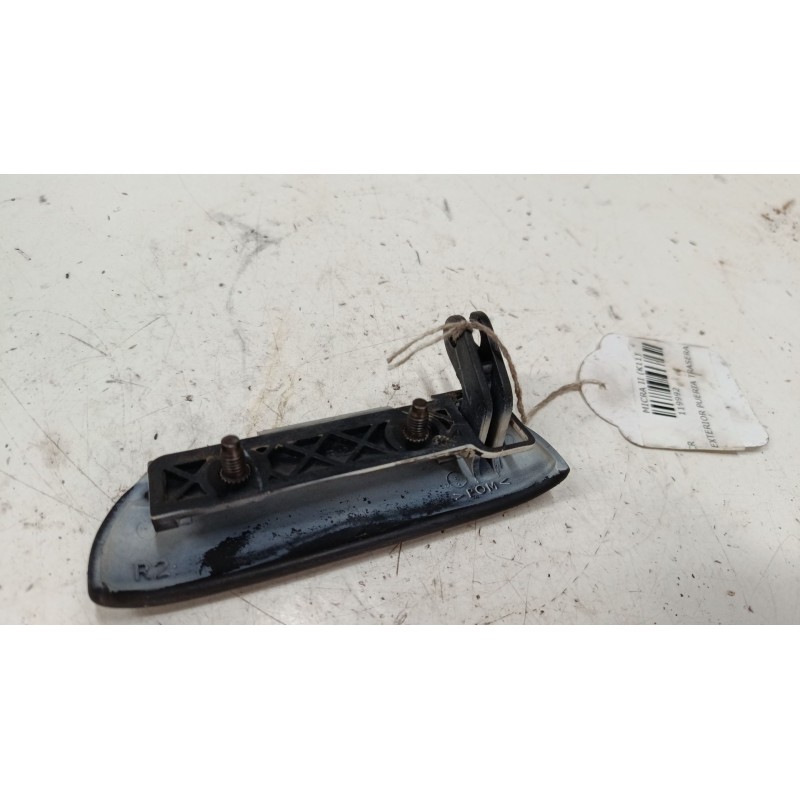Recambio de maneta exterior puerta trasera derecha para nissan micra ii (k11) 1.0 i 16v referencia OEM IAM   