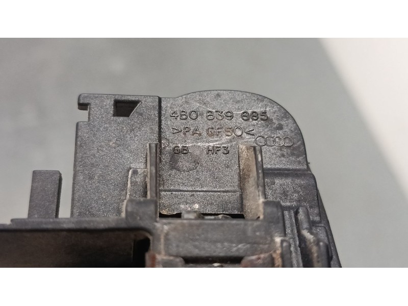 Recambio de maneta exterior puerta trasera izquierda para audi a4 b6 (8e2) 1.8 t referencia OEM IAM   