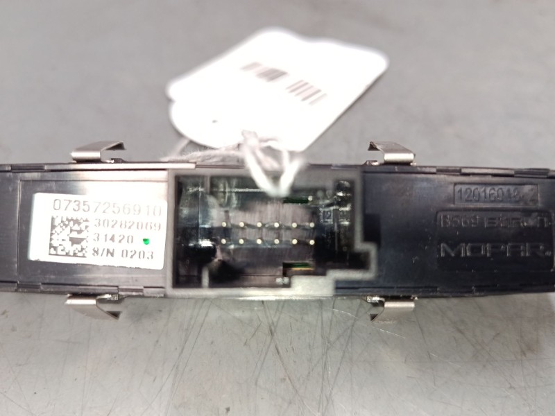 Recambio de conmutador de luces para fiat 500e (332_) elektro 3+1 (fa1) referencia OEM IAM 7357256910  