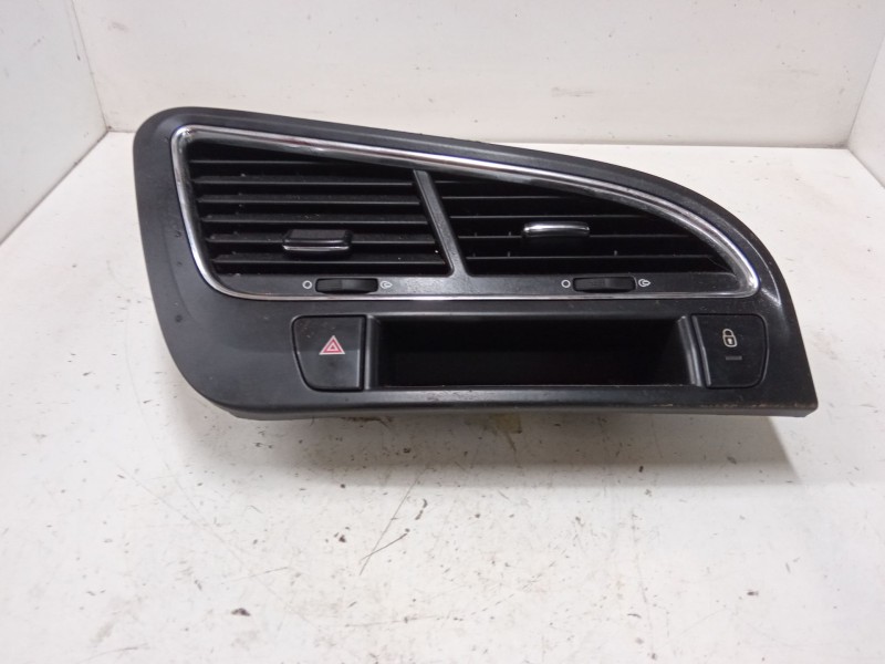 Recambio de aireador central para peugeot 5008 (0u_, 0e_) 1.6 hdi referencia OEM IAM   