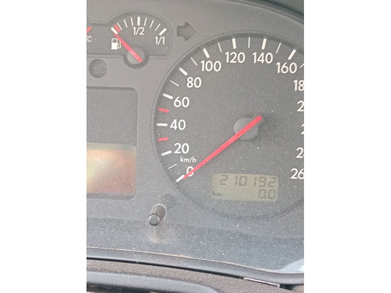 volkswagen golf iv (1j1) del año 2000