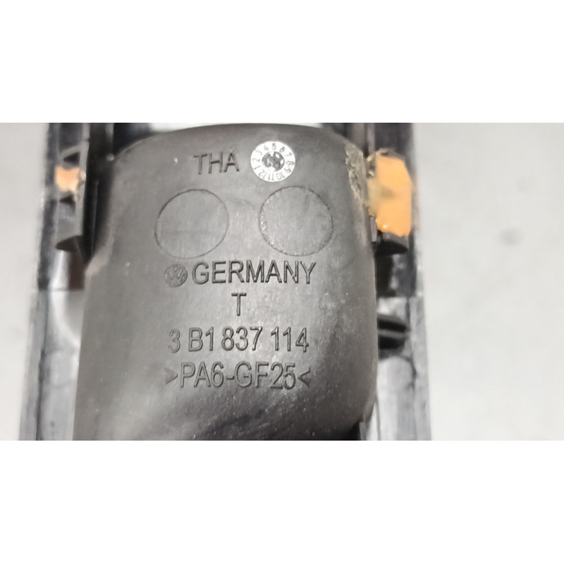 Recambio de maneta interior puerta delantera derecha para volkswagen golf iv (1j1) 1.6 16v referencia OEM IAM 3b1837114  