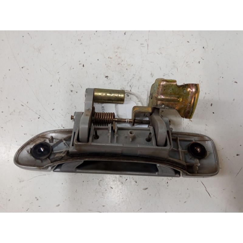 Recambio de maneta exterior puerta trasera derecha para honda jazz ii (gd_, ge3, ge2) 1.2 i-dsi (gd5, ge2) referencia OEM IAM   