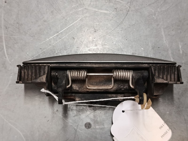 Recambio de maneta exterior puerta delantera derecha para audi a4 b6 (8e2) 1.8 t referencia OEM IAM 4bo839885  
