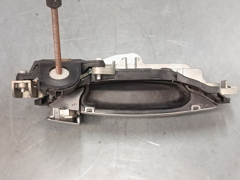 Recambio de maneta exterior puerta delantera izquierda para audi a4 b6 (8e2) 1.8 t referencia OEM IAM   