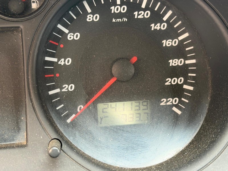 seat ibiza iii (6l1) del año 2003