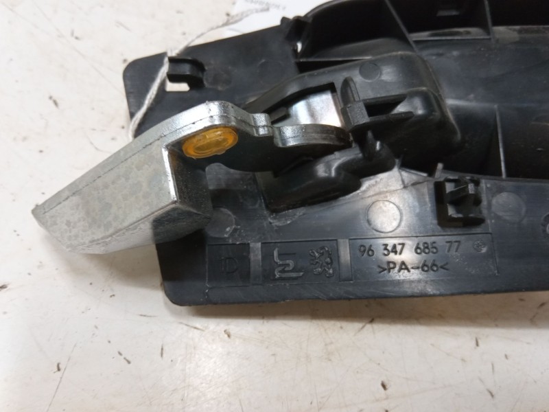Recambio de maneta interior puerta delantera derecha para peugeot 307 (3a/c) 1.6 16v referencia OEM IAM 9634768577  