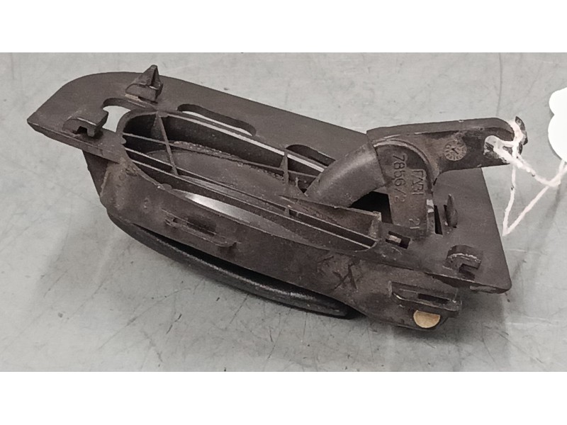 Recambio de maneta interior puerta trasera derecha para peugeot 206 hatchback (2a/c) 2.0 hdi 90 referencia OEM IAM   