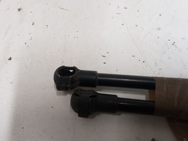 Recambio de amortiguadores malet/porton para ford focus ii (da_, hcp, dp) 2.0 tdci referencia OEM IAM   