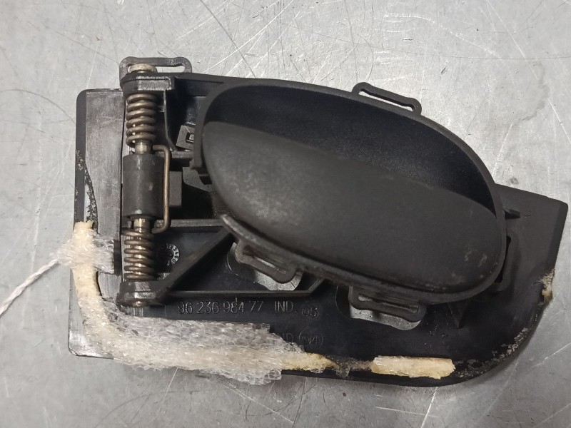 Recambio de maneta interior puerta delantera izquierda para peugeot 206 hatchback (2a/c) 2.0 hdi 90 referencia OEM IAM   