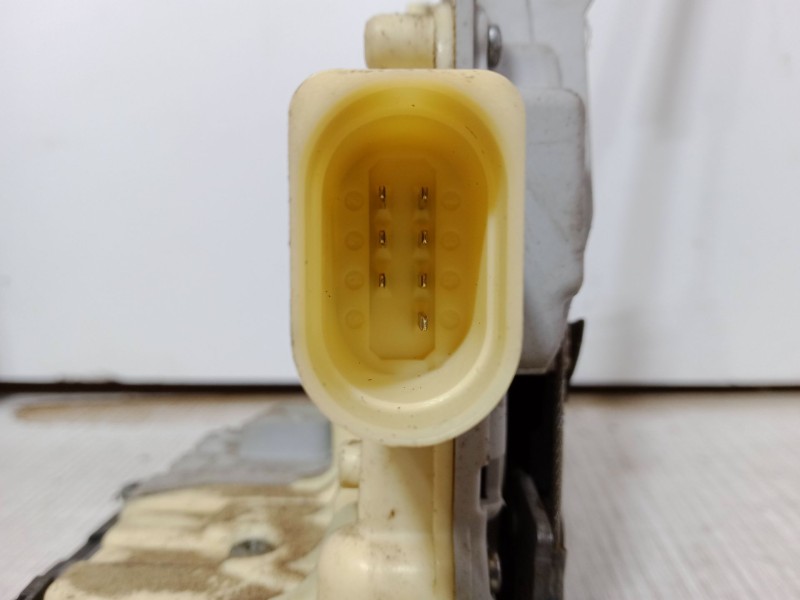 Recambio de cerradura puerta trasera derecha para volkswagen passat b6 (3c2) 2.0 tdi 16v referencia OEM IAM   