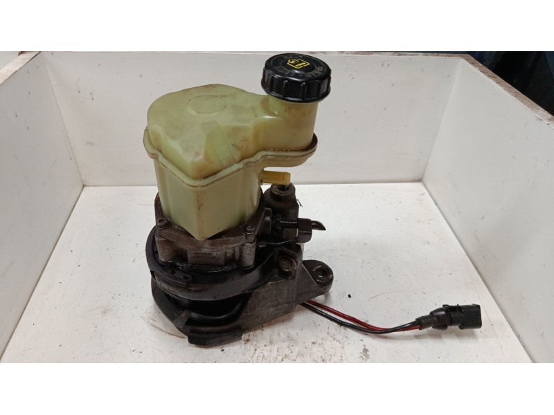 Recambio de bomba servodireccion para renault kangoo express (fc0/1_) 1.5 dci (fc07, fc1r) referencia OEM IAM   