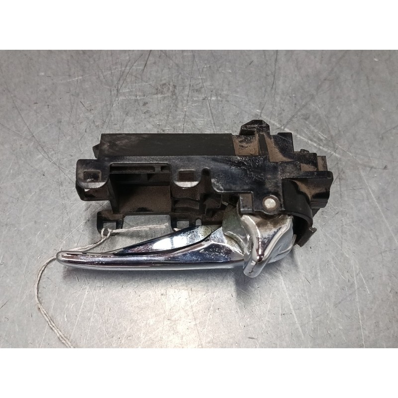 Recambio de maneta interior puerta trasera derecha para nissan almera ii hatchback (n16) 2.2 di referencia OEM IAM   