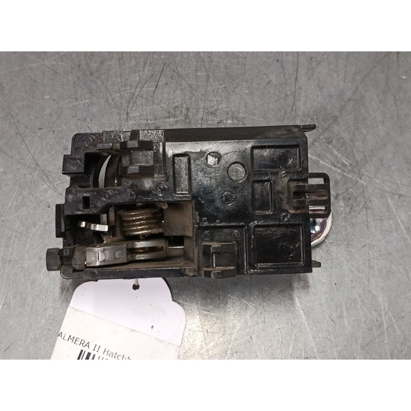 Recambio de maneta interior puerta trasera derecha para nissan almera ii hatchback (n16) 2.2 di referencia OEM IAM   