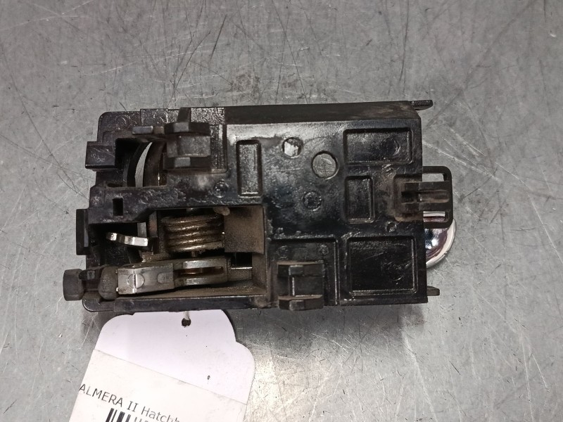 Recambio de maneta interior puerta trasera derecha para nissan almera ii hatchback (n16) 2.2 di referencia OEM IAM   