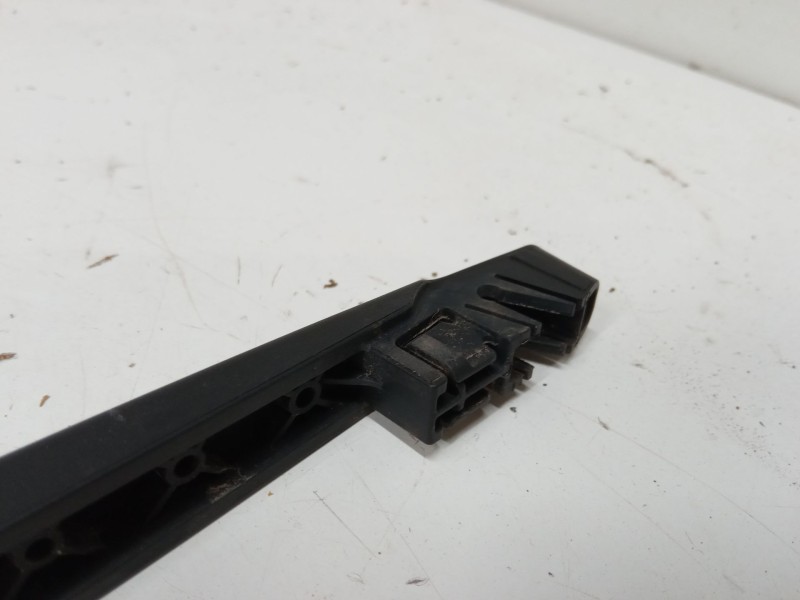 Recambio de brazo limpia trasero para peugeot 207/207+ (wa_, wc_) 1.4 16v referencia OEM IAM   
