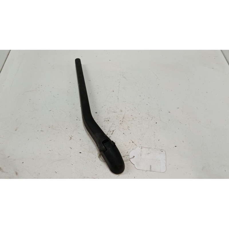 Recambio de brazo limpia trasero para fiat punto (188_) 1.2 60 (188.030, .050, .130, .150, .230, .250) referencia OEM IAM   